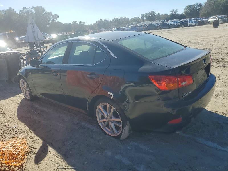Photo 2 from auction – 2006 LEXUS IS with VIN JTHBE262662002331