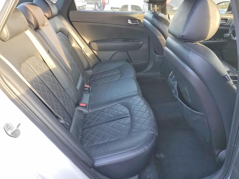 Photo 10 from auction – 2016 KIA OPTIMA SXL with VIN 5XXGV4L26GG020329