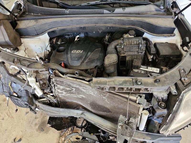 Photo 12 from auction – 2014 KIA SORENTO LX with VIN 5XYKT3A67EG431800