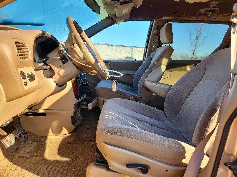 Photo 7 from auction – 2001 CHRYSLER TOWN & COU with VIN 2C4GP44381R266962