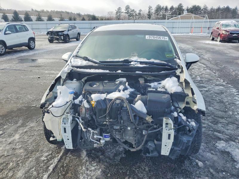 Photo 5 from auction – 2017 KIA RIO LX with VIN KNADM4A35H6012687