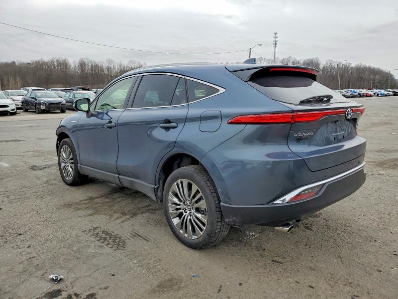 Photo 2 from auction – 2021 TOYOTA VENZA LE with VIN JTEAAAAH9MJ066585