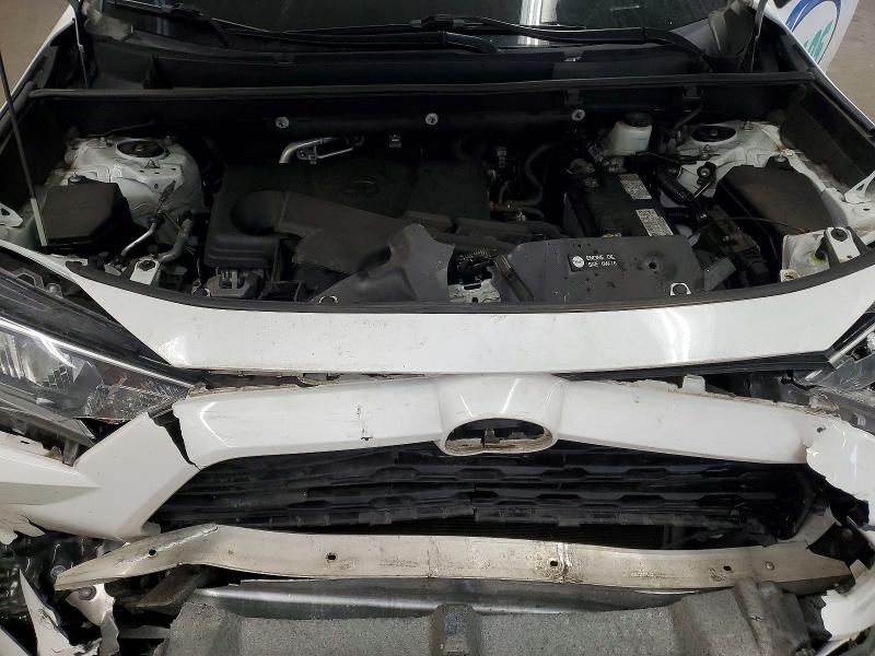 Photo 12 from auction – 2021 TOYOTA RAV4 with VIN 2T3W1RFV5MW131988