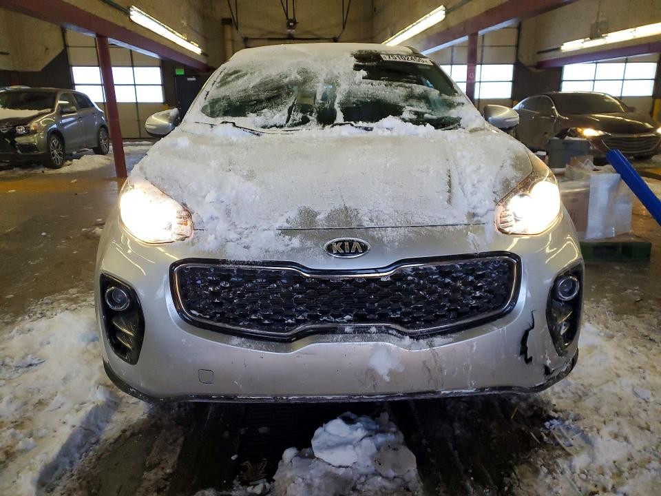 Photo 5 from auction – 2017 KIA SPORTAGE with VIN KNDPNCAC8H7204106