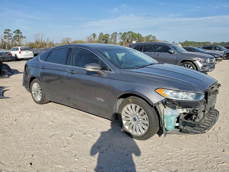 Photo 4 from auction – 2014 FORD FUSION TIT with VIN 3FA6P0SU1ER357562