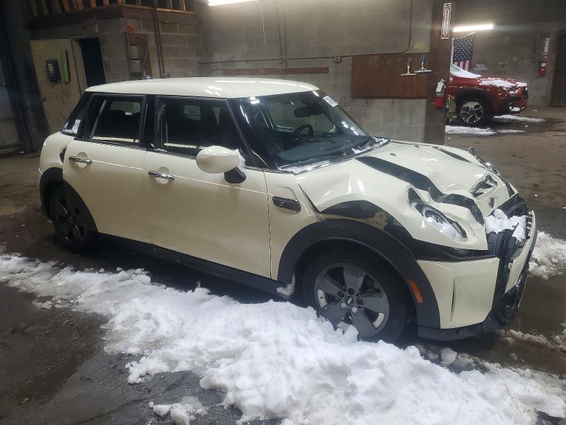 Photo 4 from auction – 2022 MINI COOPER with VIN WMW53DK05N2R18420