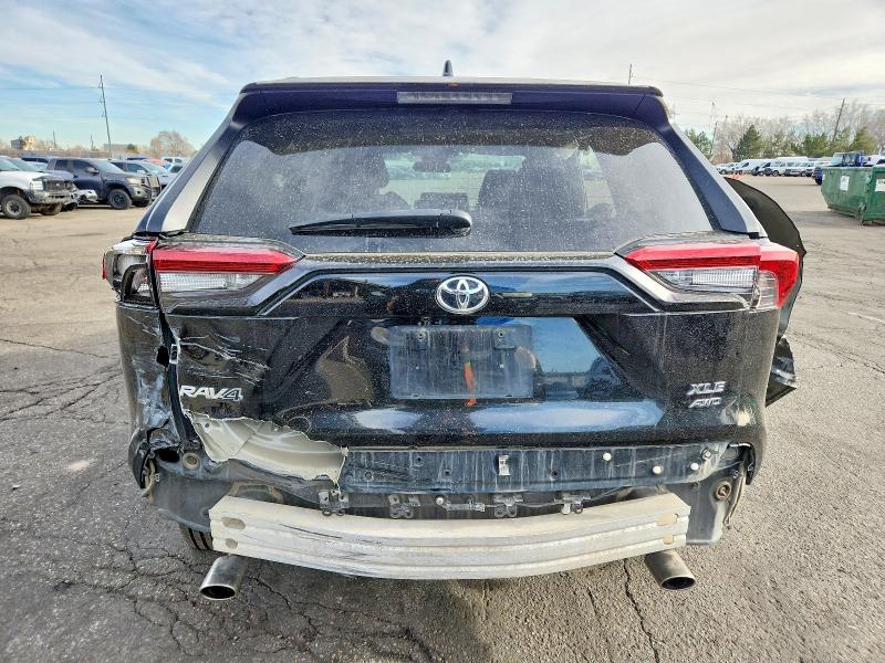 Photo 6 from auction – 2022 TOYOTA RAV4 XLE with VIN 2T3P1RFV9NW276716