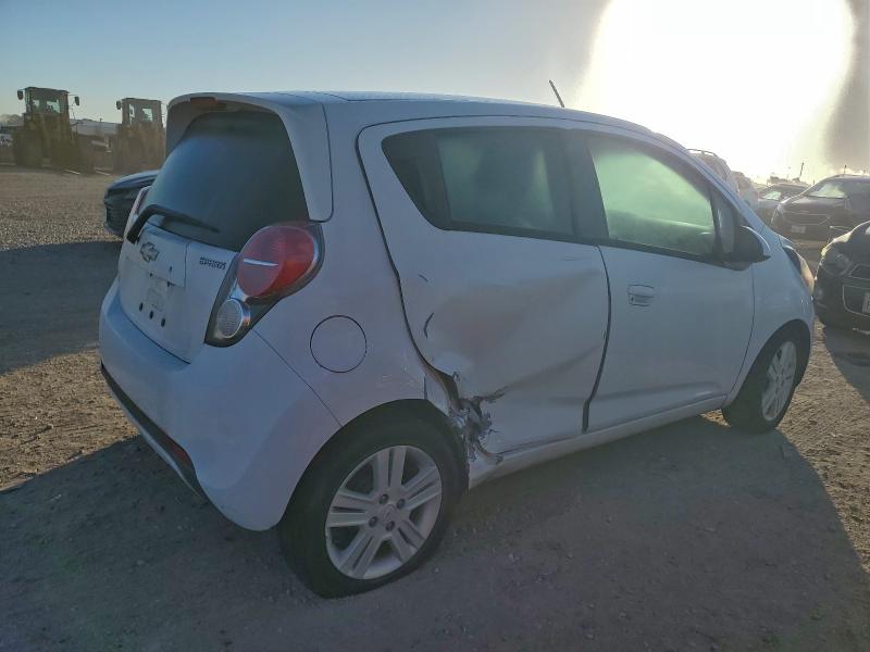 Photo 3 from auction – 2015 CHEVROLET SPARK 1LT with VIN KL8CD6S94FC792413