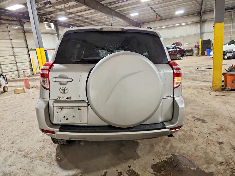 Photo 6 from auction – 2012 TOYOTA RAV4 with VIN JTMBF4DV2C5055027