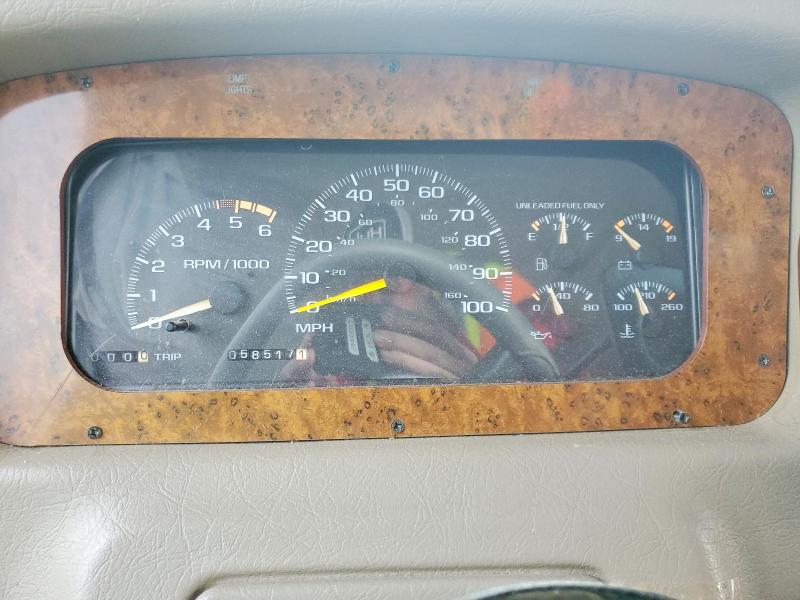 Photo 8 from auction – 2002 RVISION RVISION with VIN 5B4LP57G523346657
