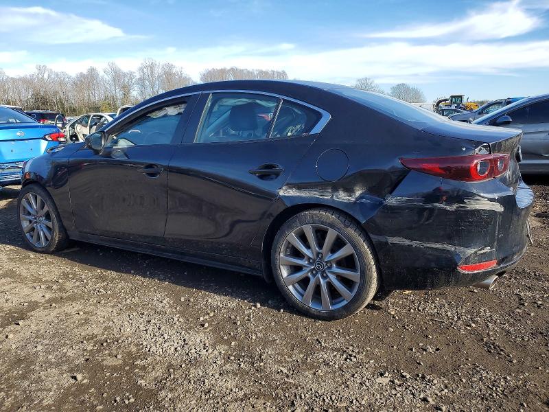 Photo 2 from auction – 2022 MAZDA 3 with VIN 3MZBPABL4NM315208