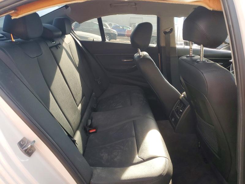 Photo 10 from auction – 2015 BMW 328 XI with VIN WBA3B3G50FNR87945