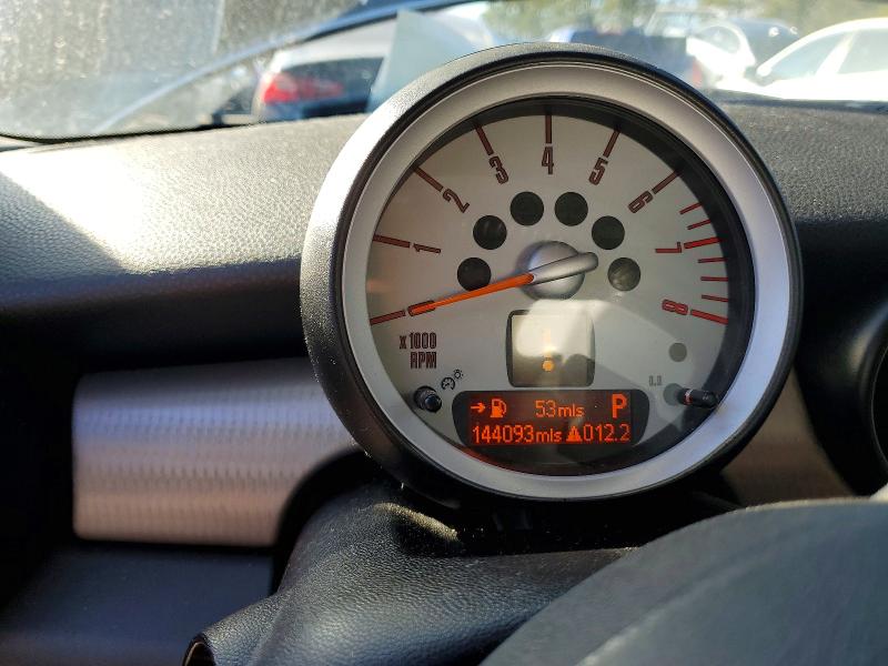 Фото 9 с аукциона – 2010 MINI COOPER S C с VIN WMWMM3C57ATZ33146