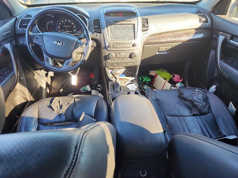 Photo 8 from auction – 2014 KIA SORENTO LX with VIN 5XYKT4A68EG501228