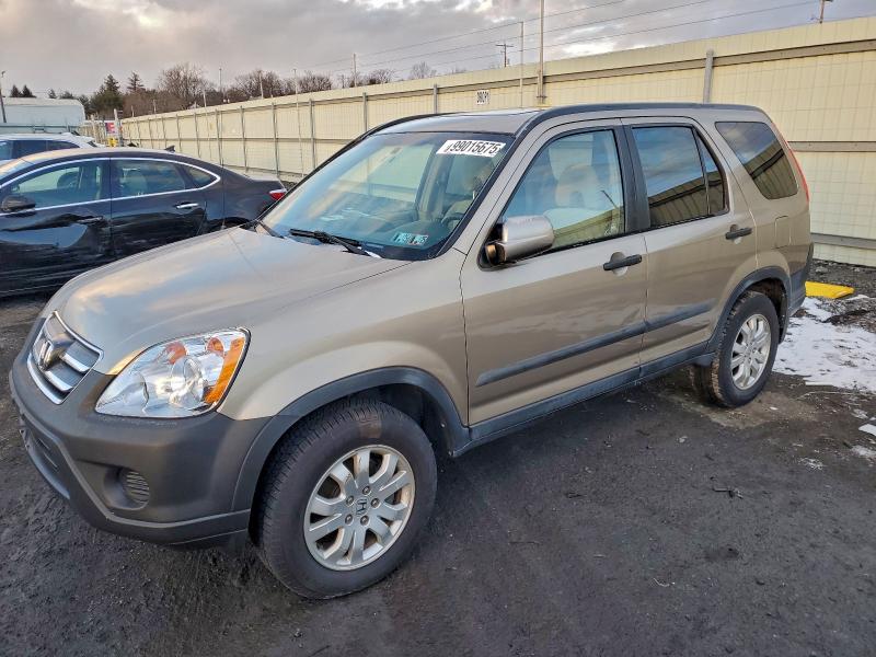 HONDA CR-V EX 2005 with VIN SHSRD78885U342358 - Photo from auction