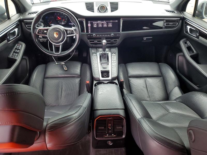 Photo 8 from auction – 2019 PORSCHE MACAN with VIN WP1AA2A56KLB04628
