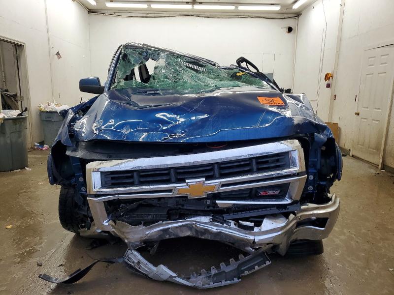 Photo 5 from auction – 2015 CHEVROLET SILVERADO with VIN 1GCVKREC1FZ286436