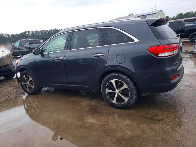 Photo 2 from auction – 2016 KIA SORENTO EX with VIN 5XYPH4A55GG093725