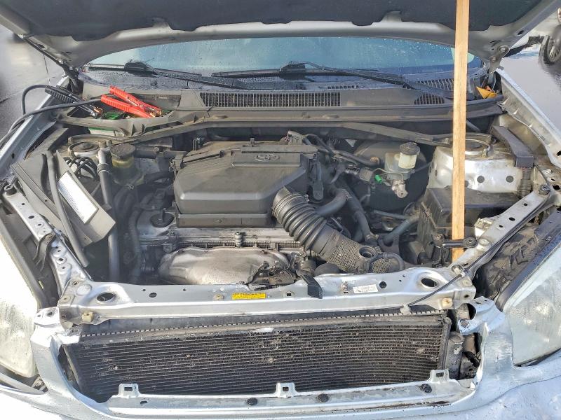 Photo 12 from auction – 2005 TOYOTA RAV4 with VIN JTEHD20V950037906