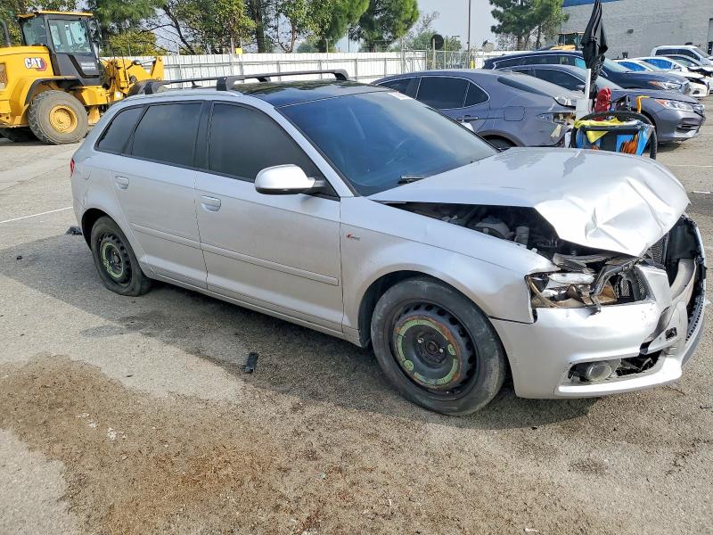 Photo 4 from auction – 2013 AUDI A3 PREMIUM with VIN WAUKJAFM2DA026411