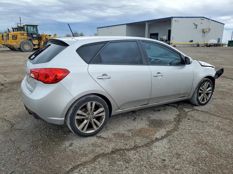 Photo 3 from auction – 2012 KIA FORTE with VIN KNAFW5A33C5624247