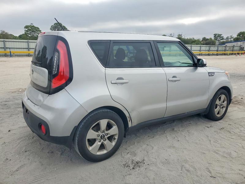 Photo 3 from auction – 2017 KIA SOUL with VIN KNDJN2A29H7445616