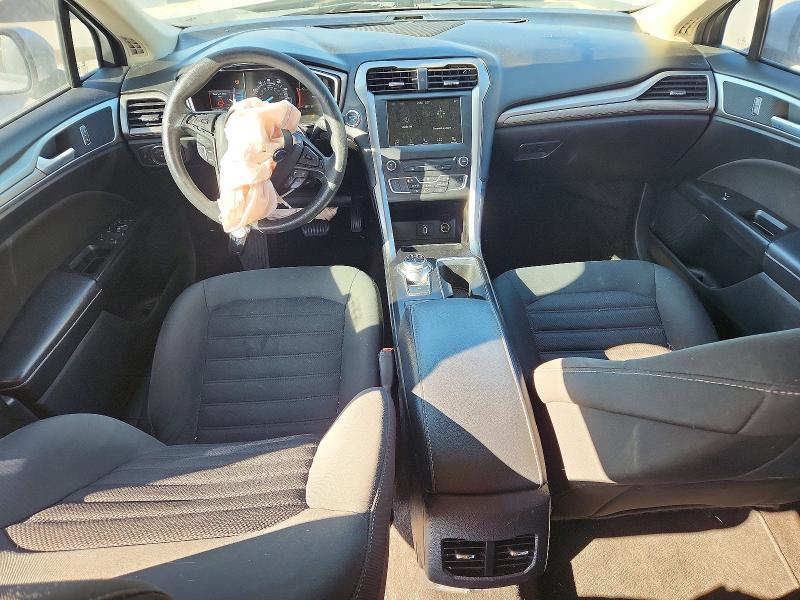 Photo 8 from auction – 2017 FORD FUSION with VIN 3FA6P0H71HR378921