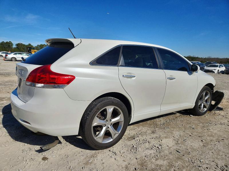 Photo 3 from auction – 2010 TOYOTA VENZA with VIN 4T3ZK3BB1AU028193