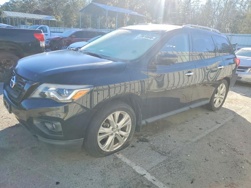 NISSAN PATHFINDER 2018 with VIN 5N1DR2MN2JC652221 - Photo from auction
