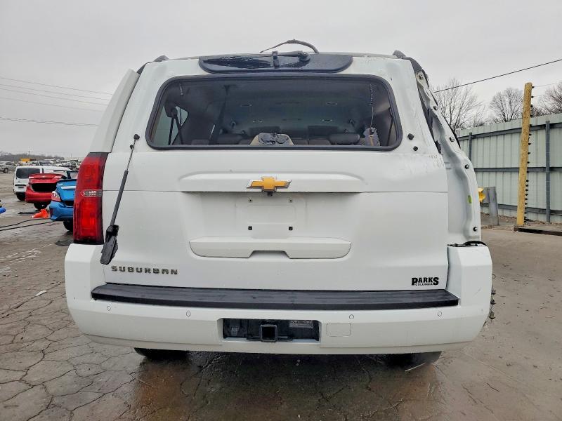Photo 6 from auction – 2019 CHEVROLET SUBURBAN with VIN 1GNSCHKC0KR123308