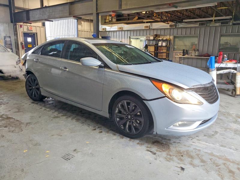 Photo 4 from auction – 2011 HYUNDAI SONATA with VIN 5NPEC4AC5BH146526