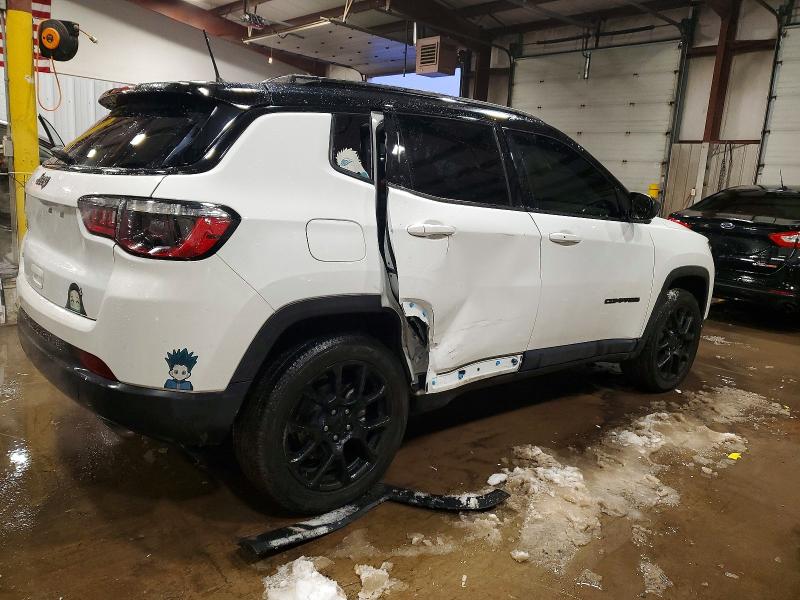 Photo 3 from auction – 2022 JEEP COMPASS LA with VIN 3C4NJDBB6NT194231