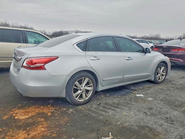 Photo 3 from auction – 2013 NISSAN ALTIMA 2.5 with VIN 1N4AL3AP6DN552044