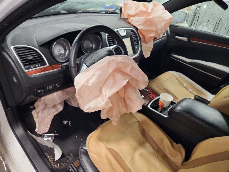 Photo 8 from auction – 2013 CHRYSLER 300 with VIN 2C3CCARG2DH585776