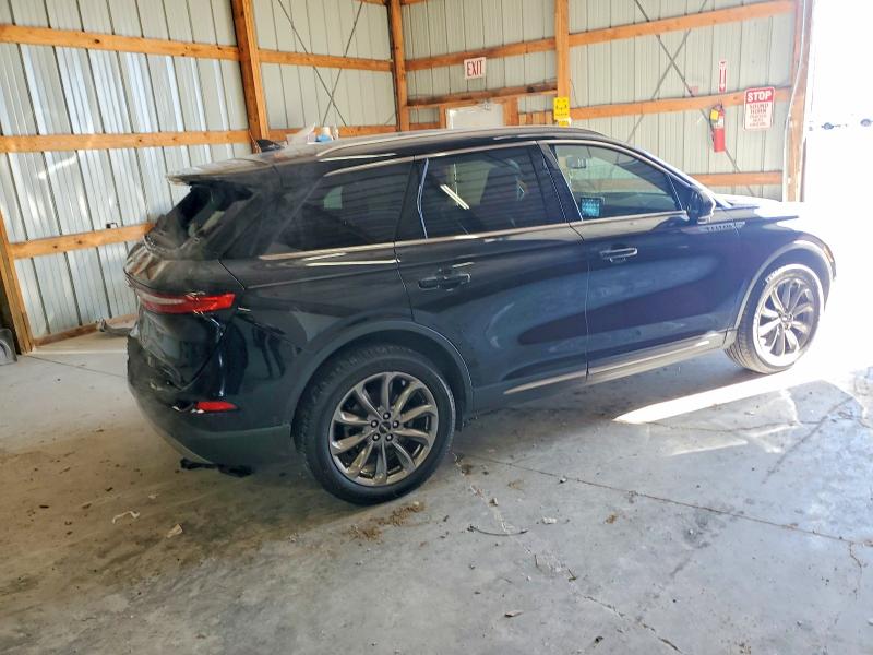 Photo 3 from auction – 2020 LINCOLN CORSAIR with VIN 5LMCJ1D99LUL27656