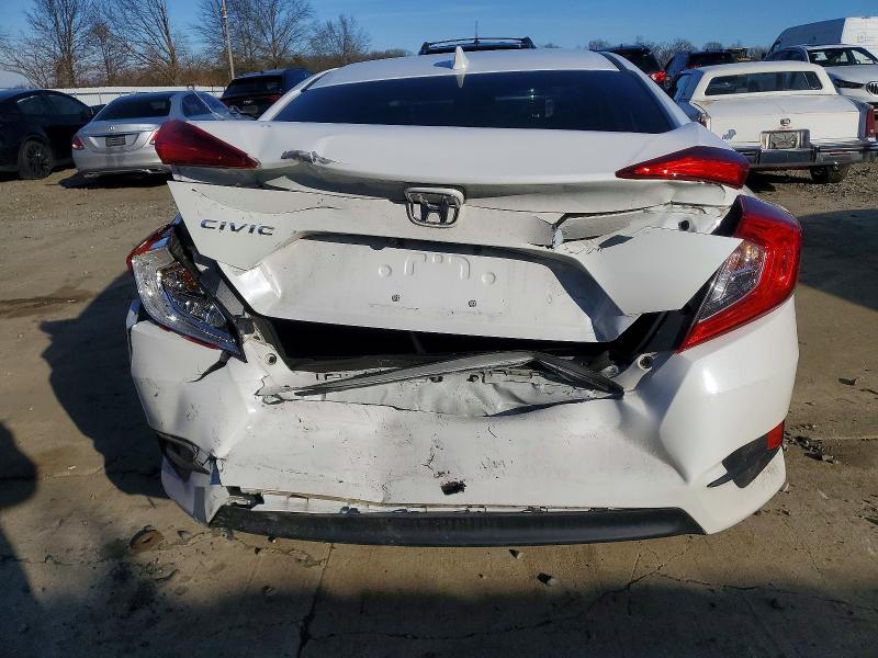 Photo 6 from auction – 2018 HONDA CIVIC with VIN 2HGFC2F88JH554783