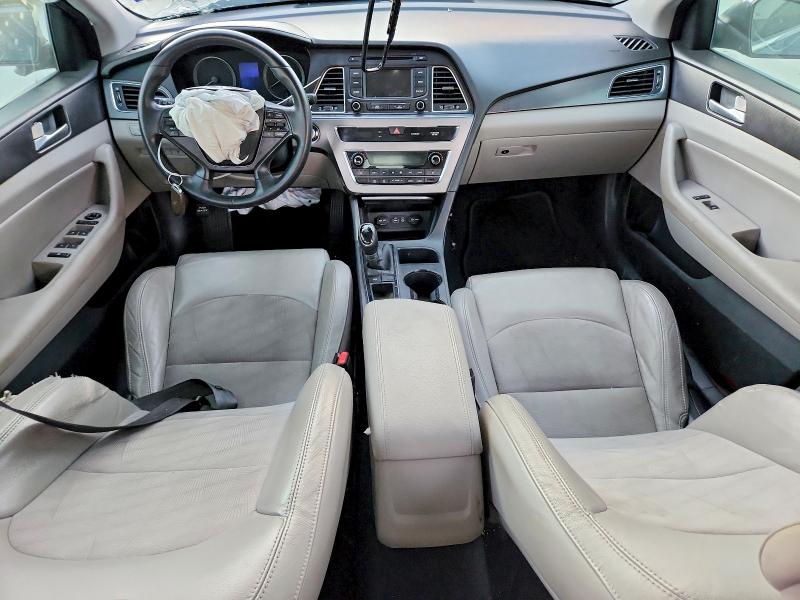 Photo 8 from auction – 2015 HYUNDAI SONATA with VIN 5NPE34AF2FH239715
