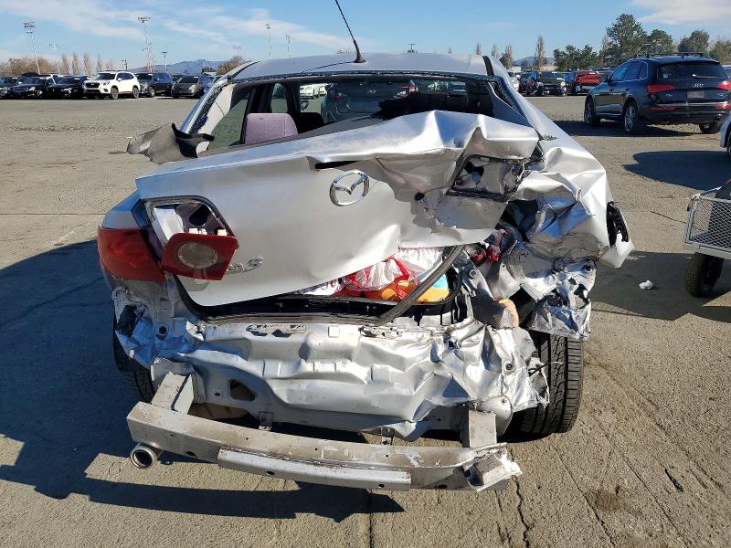 Photo 6 from auction – 2006 MAZDA 3 with VIN JM1BK32G761424874