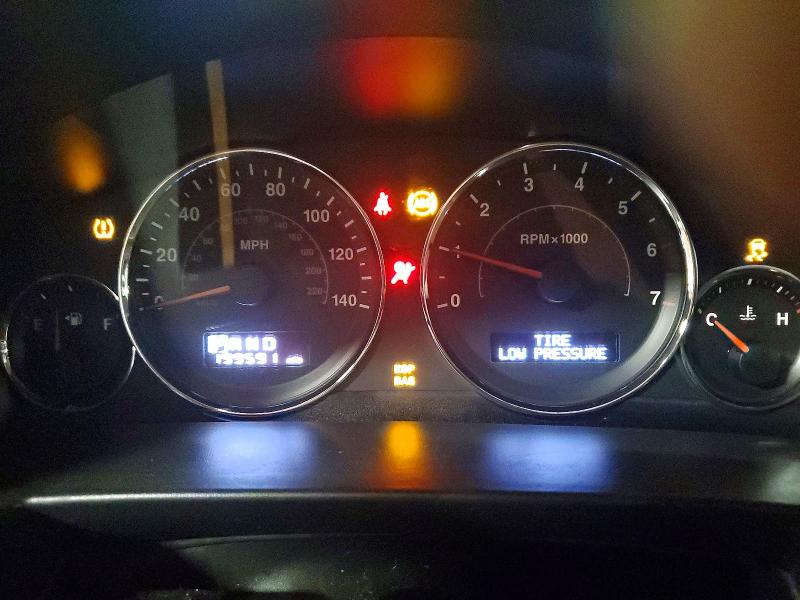 Zdjęcie 9 z aukcji – 2010 JEEP COMMANDER z VIN 1J4RG4GK5AC157020