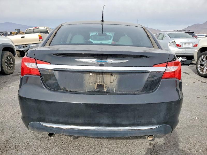 Photo 6 from auction – 2012 CHRYSLER 200 TOURIN with VIN 1C3CCBBG3CN108439