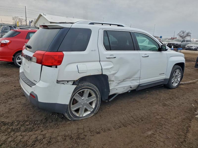 Photo 3 from auction – 2011 GMC TERRAIN SL with VIN 2CTFLXEC7B6439062