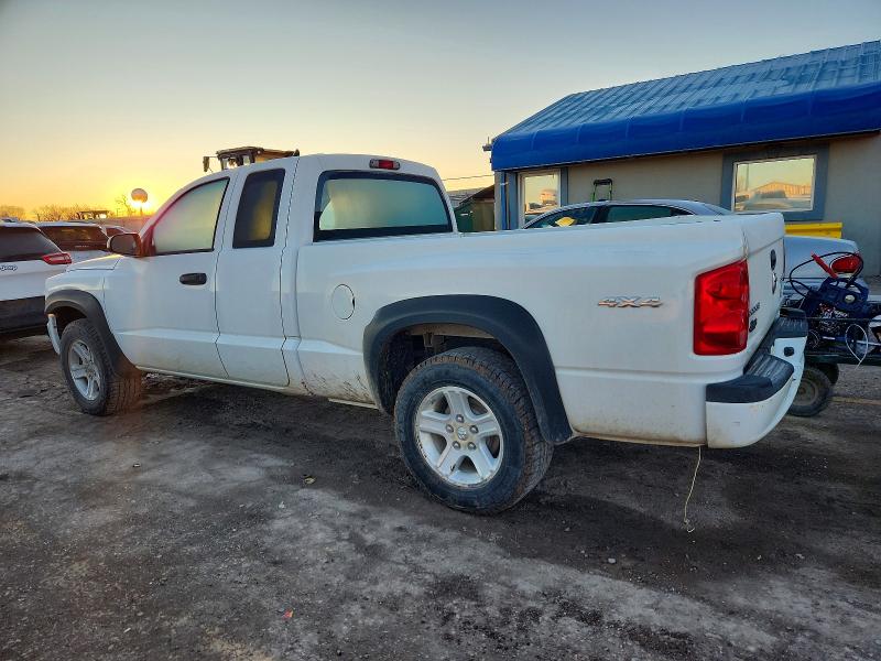 صورة رقم 2 من المزاد - 2011 DODGE DAKOTA SLT مع VIN 1D7RW3BK7BS661785