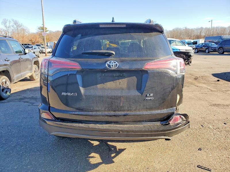 Foto 6 de la subasta – 2016 TOYOTA RAV4 LE con VIN 2T3BFREV7GW412261