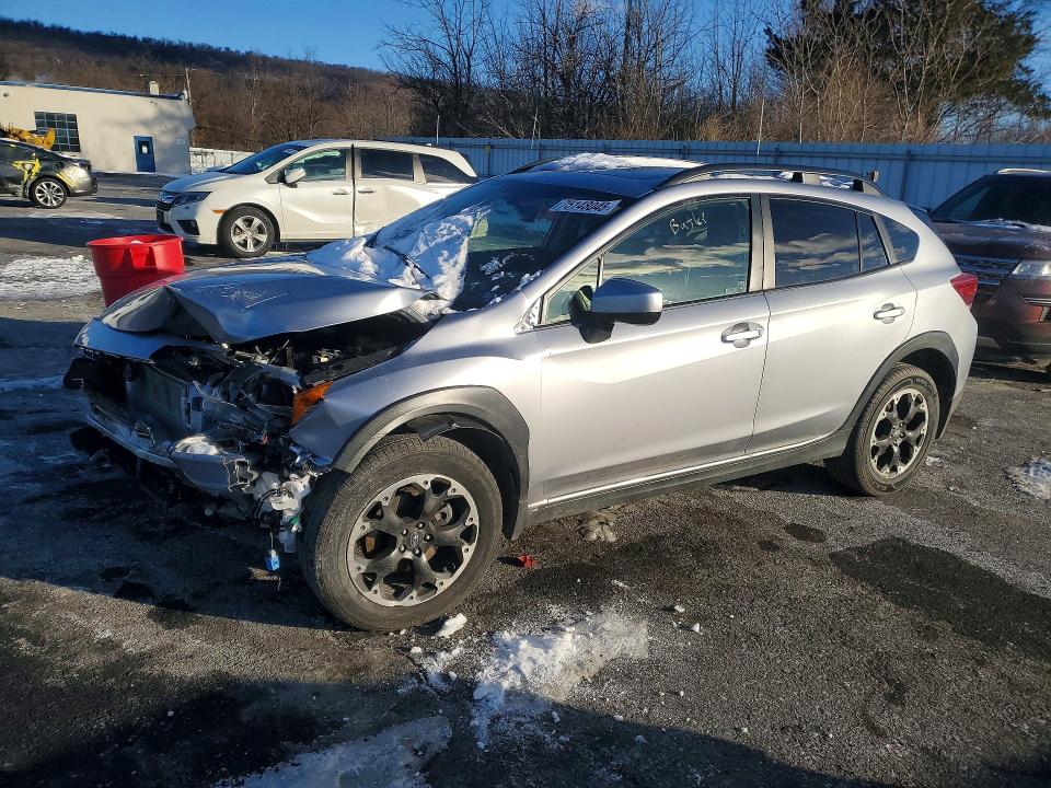 SUBARU CROSSTREK 2021 with VIN JF2GTAEC7M8653075 - Photo from auction