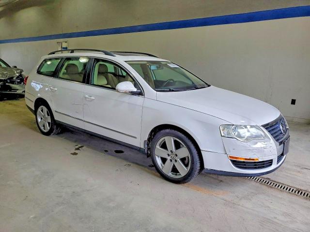 Photo 4 from auction – 2008 VOLKSWAGEN PASSAT with VIN WVWLK73CX8E080640