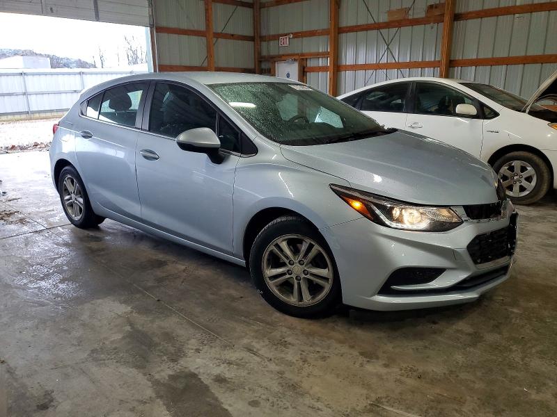 Photo 4 from auction – 2017 CHEVROLET CRUZE with VIN 3G1BE6SM3HS559827