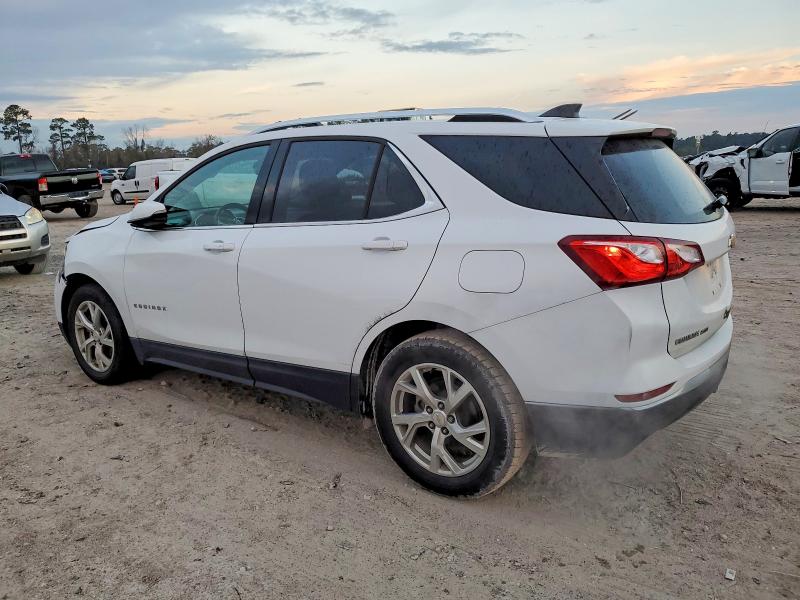 Photo 2 from auction – 2019 CHEVROLET EQUINOX LT with VIN 2GNAXVEX7K6131799