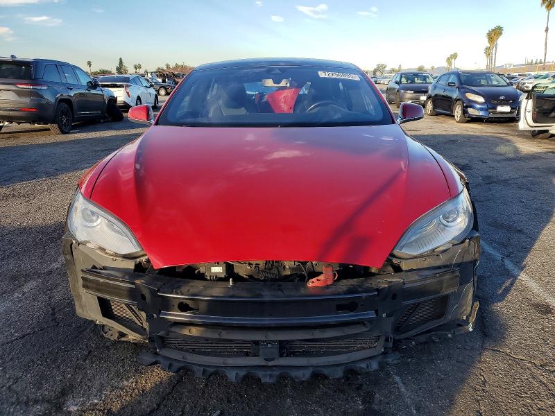 Photo 5 from auction – 2015 TESLA MODEL S 70 with VIN 5YJSA1S24FF087292