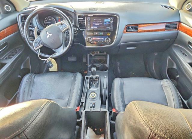 Photo 8 from auction – 2014 MITSUBISHI OUTLANDER with VIN JA4JZ4AX7EZ008638