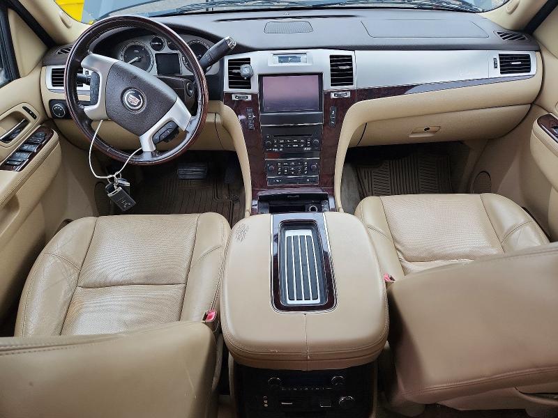 Photo 8 from auction – 2013 CADILLAC ESCALADE E with VIN 3GYT4NEF8DG157718
